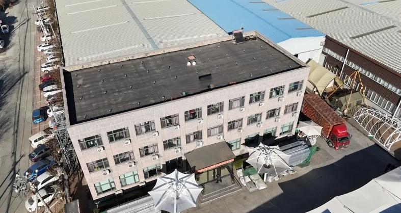 Workshop Building