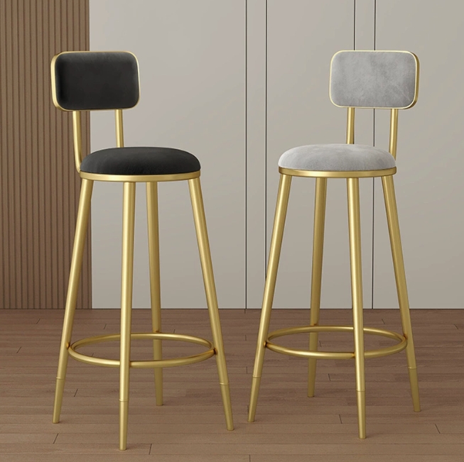 foam cushion metal leg banqueting chair
